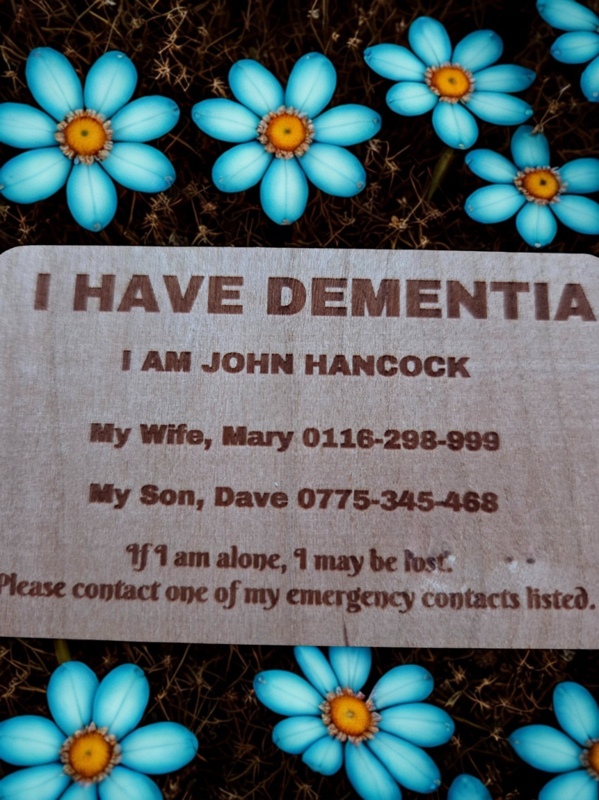 Wooden Memory Card – Key Details for Loved Ones